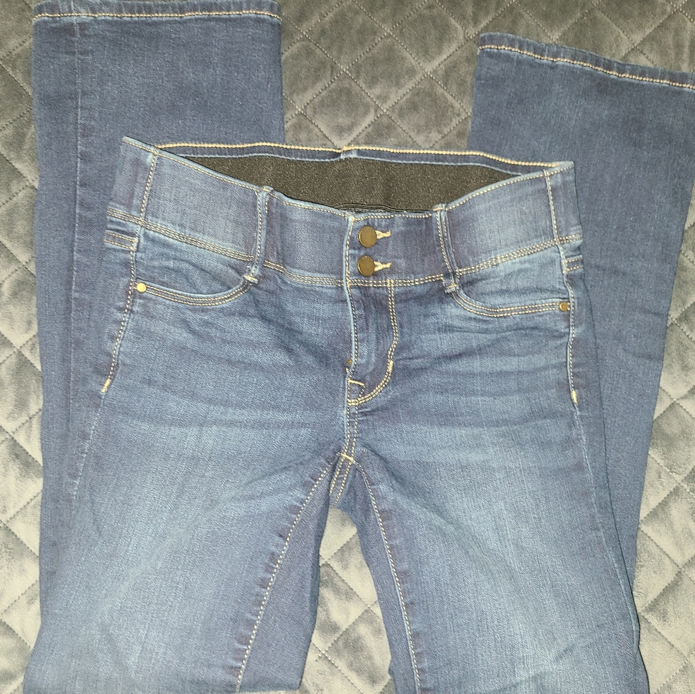 Apt. 9 Tummy control jeans